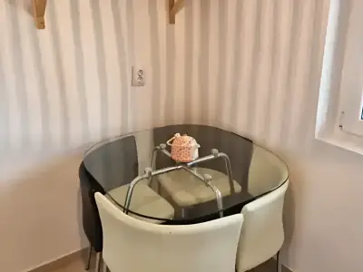 Apartament de inchiriere Sector 1 Bucuresti masa dining
